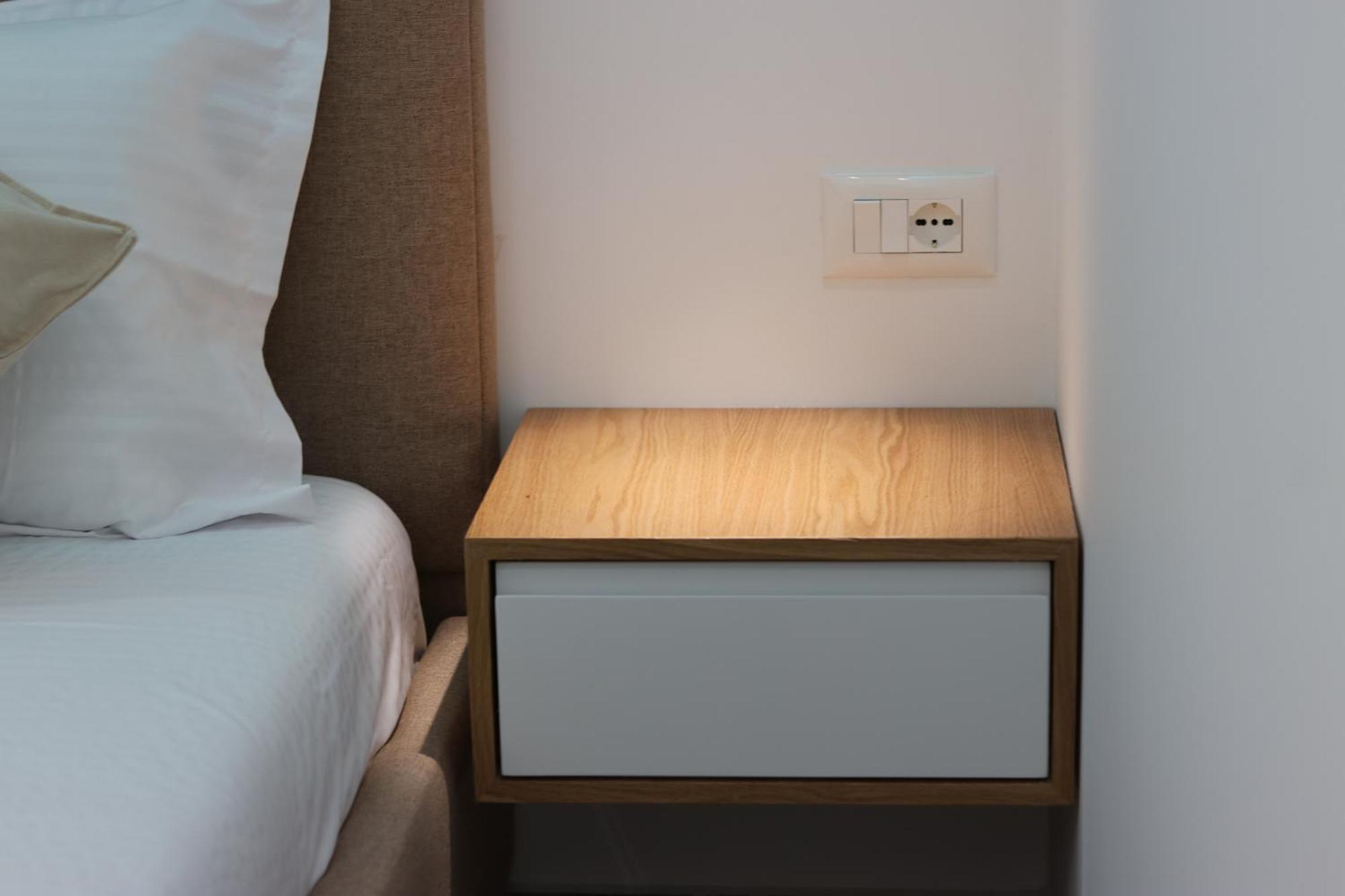 Klea Rooms Himare Esterno foto
